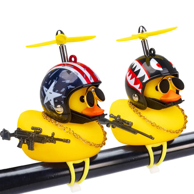 wonuu 2 piezas de adornos de pato de goma para coche, adornos de salpicadero de pato chirriantes, decoración de bicicleta para ciclismo, motocicleta y accesorios de bicicleta (estrellas y rayas y tiburón)