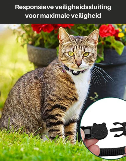 Load image into Gallery viewer, CAT GPS Tracking Collar with Quick-Release Fastener and Reflective Design for Improved Nighttime Visibility

