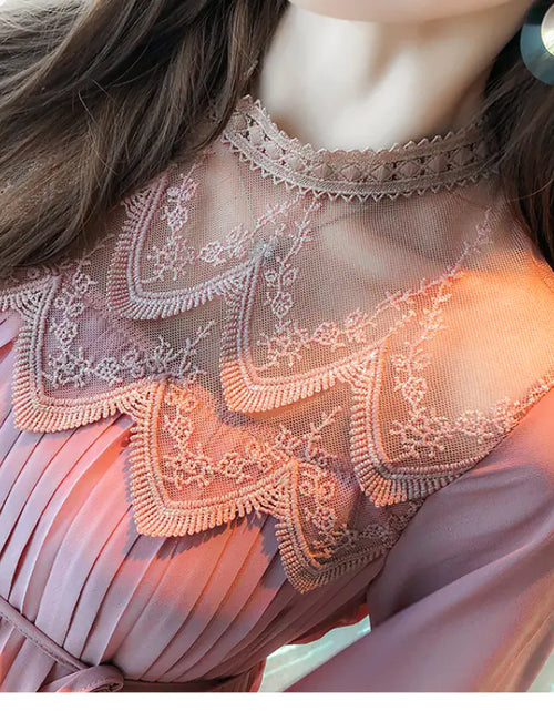 Load image into Gallery viewer, Long Sleeve Pleated Chiffon Maternity Dresses
