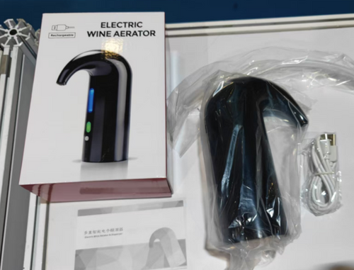 Load image into Gallery viewer, Electric Wine Aerator and Dispenser for Quick Decanting
