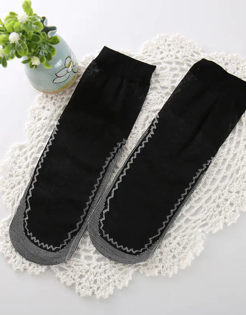 Load image into Gallery viewer, Ladies Non-Slip Cotton Short Stockings
