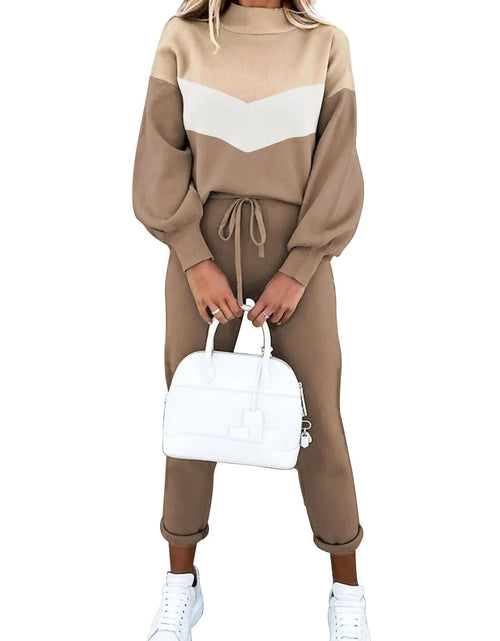 Charger l'image dans la visionneuse de galerie, Ensembles 2 pièces pour femme Falvurt, pulls en tricot à col montant et pantalons de jogging, survêtements beige XL
