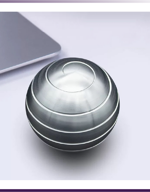 Charger l'image dans la visionneuse de galerie, Rotating Desktop Spinning Ball
