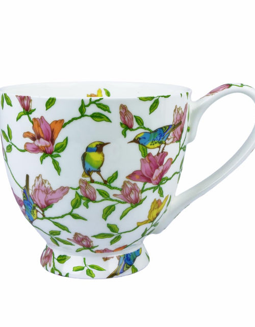 Cargar imagen en el visor de la galería, Mailandy Tazas de café bonitas de 16 onzas para mujeres Tazas bonitas Taza de café de porcelana china Tazas de té con diseño de flora para el Día de la Madre Regalos de cumpleaños Regalos de Navidad
