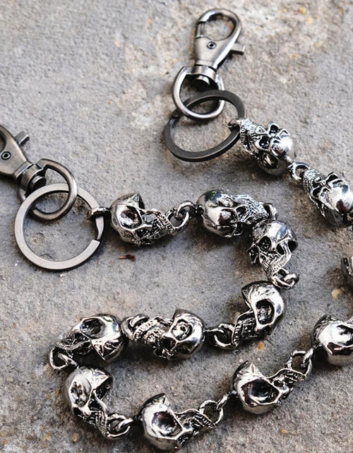 Cargar imagen en el visor de la galería, Cadena de pantalones de calavera de metal

