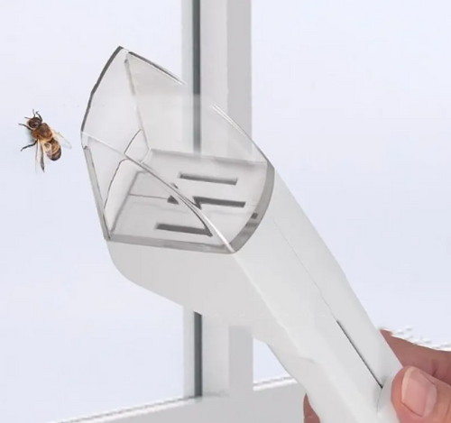 Load image into Gallery viewer, Handheld Insect &amp; Bee Catcher Tool
