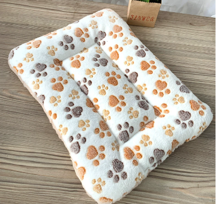 Load image into Gallery viewer, Winter Pet Warm Sleeping Pad
