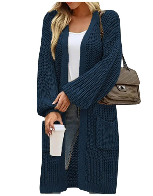 Charger l'image dans la visionneuse de galerie, Pulls d'hiver pour femmes 2023 Cardigan tendance grande taille Pulls longs décontractés pour femmes Cardigan ouvert Gilet long en tricot épais Manteaux pulls oversize chauds Vêtements d'extérieur (C Marine 3XL)
