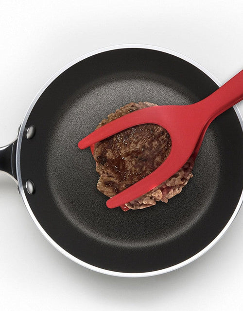 Cargar imagen en el visor de la galería, Pinzas 2 en 1 para sujetar y voltear huevos, pinzas para espátula, pinzas para panqueques, huevo frito, tostadas francesas, tortilla, accesorios de cocina invertidos
