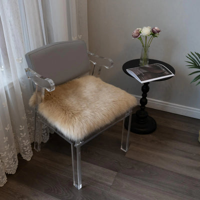 Almohadilla de asiento de piel de oveja australiana natural. Lana suave y funda antideslizante para silla de oficina en casa, sillas de ordenador, asientos de coche, cocina y comedor. Paquete de 1 cuadrado (Camel caqui 18"×18").