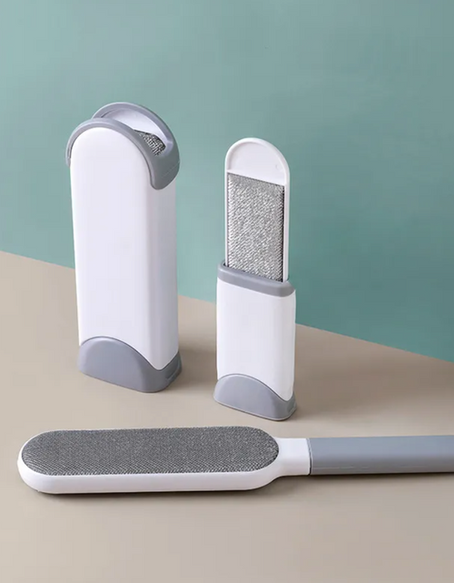 Load image into Gallery viewer, Electrostatic Fur Remover Brush
