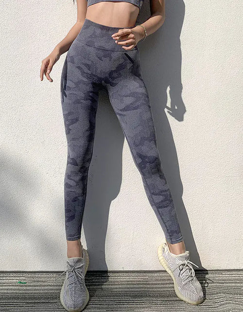 Load image into Gallery viewer, Camouflage Quick-Drying Running Yoga Pants

