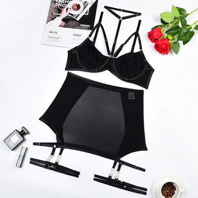 Ensemble de lingerie en maille respirante pour femme – Collection 2022