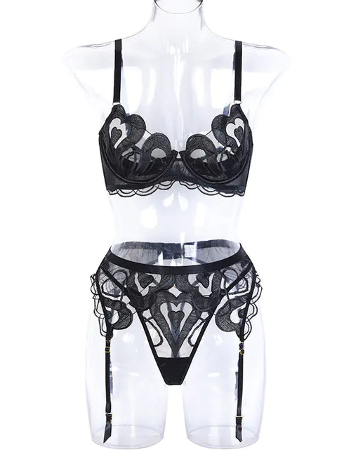 Charger l'image dans la visionneuse de galerie, Ensemble de lingerie femme brodée de dentelle été 2022
