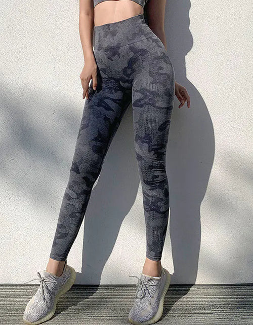 Load image into Gallery viewer, Camouflage Quick-Drying Running Yoga Pants
