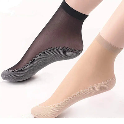 Chaussettes courtes antidérapantes en coton pour femmes