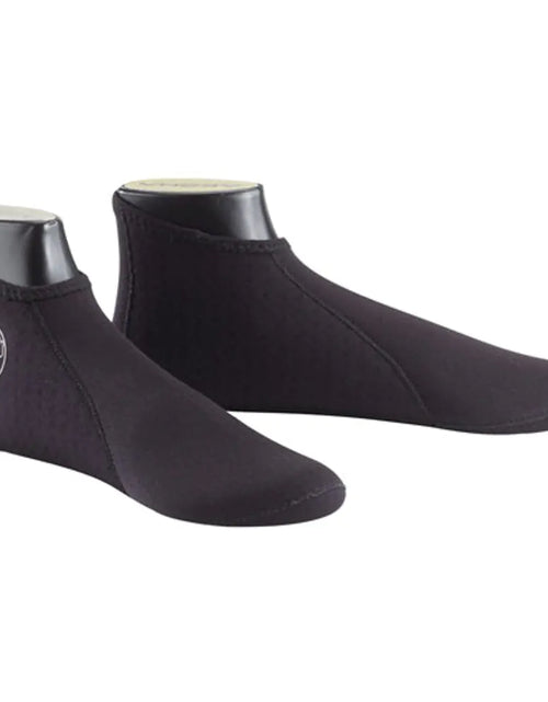 Load image into Gallery viewer, Akona Low Cut Socks Mens 11 / Womens 12
