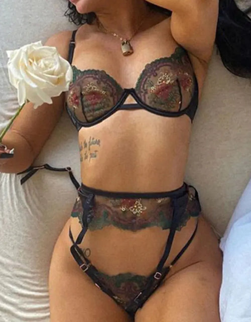 Load image into Gallery viewer, 2021 European Style Embroidered Lace Lingerie Set
