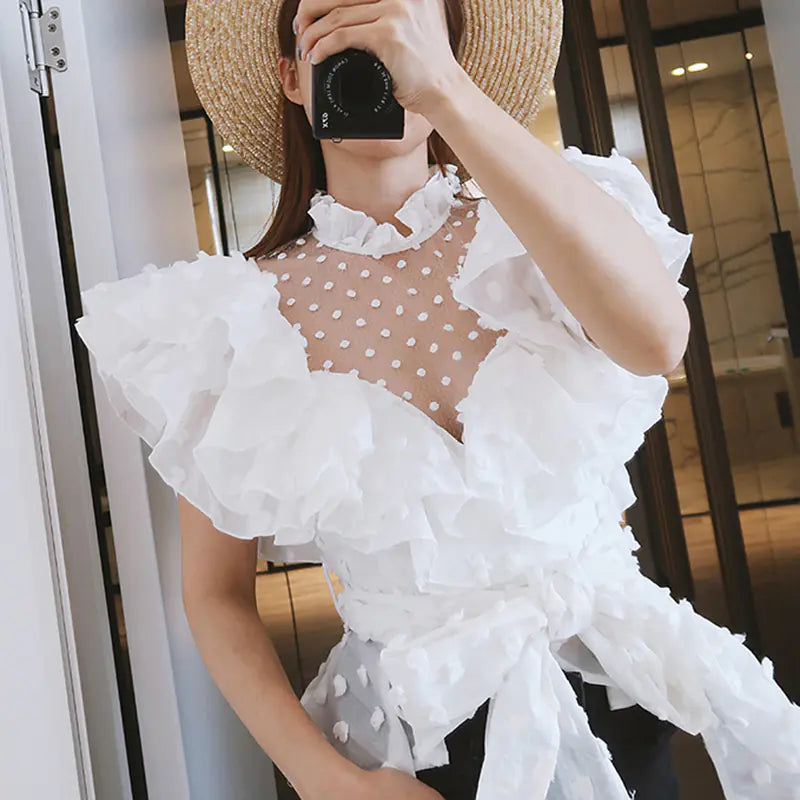 Camisa y camiseta estilo princesa con volantes de encaje y lazo