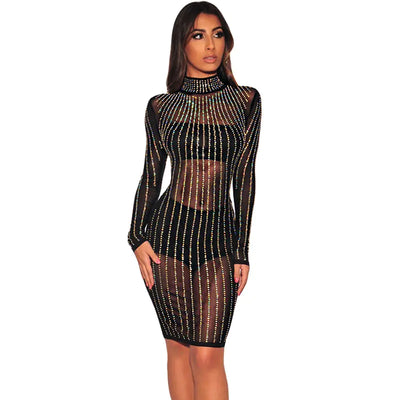 Robe de lingerie à manches longues et col montant avec strass