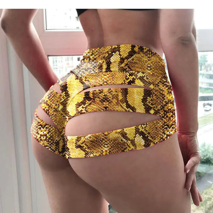 Fashionable Stretch Print Yoga Track Shorts