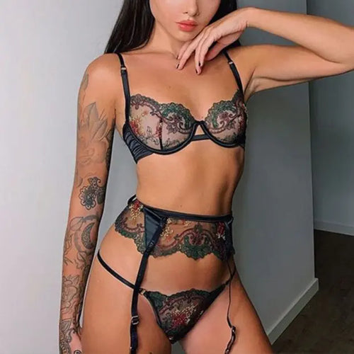 Load image into Gallery viewer, 2021 European Style Embroidered Lace Lingerie Set
