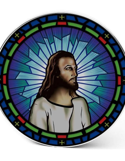 Cargar imagen en el visor de la galería, Cargador inalámbrico iluminado de Jesucristo con batería externa para carga por cable e inalámbrica. Cargador de teléfono portátil con fondo de vidrieras. El regalo cristiano perfecto
