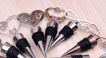 Load image into Gallery viewer, Heart-Shaped Wine Opener and Stopper Set
