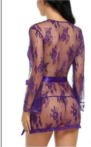 Ensemble de lingerie robe en dentelle et nuisette à bretelles