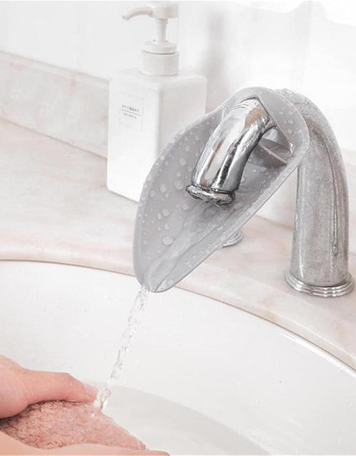 Cargar imagen en el visor de la galería, Faucet Extender for Toddlers - Sink Extender for Kids Hand Washing Bathroom Sink Spout Wash Helper for Children Baby Bathroom Safety Sink Extender for Kids Faucet Extender for Kids
