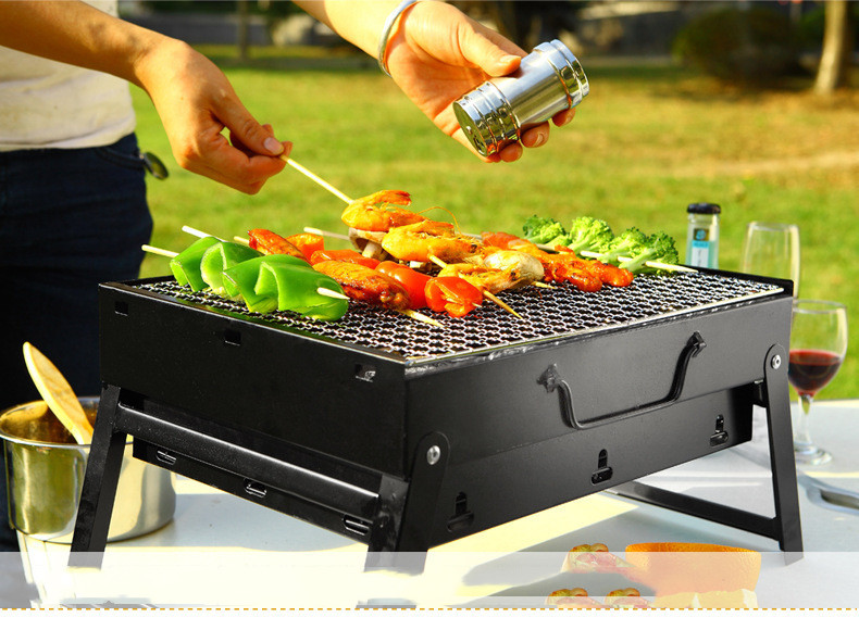 Parrilla de carbón para exteriores
