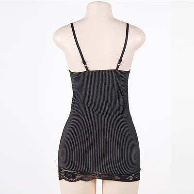 Conjunto de lencería de camisón a rayas con ribete de encaje negro