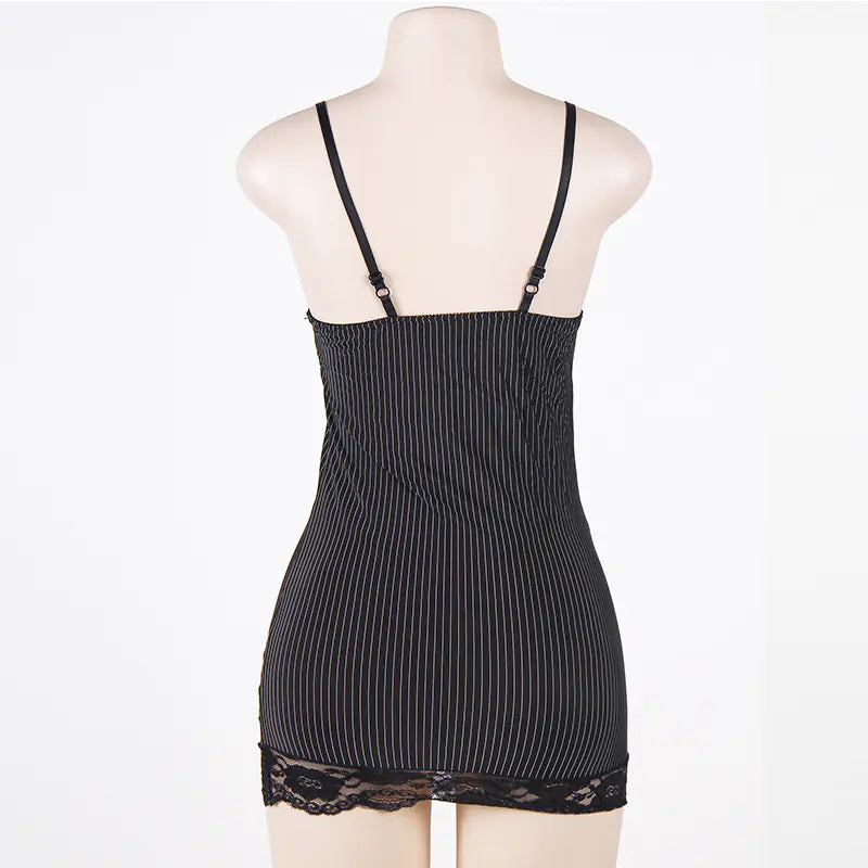 Conjunto de lencería de camisón a rayas con ribete de encaje negro