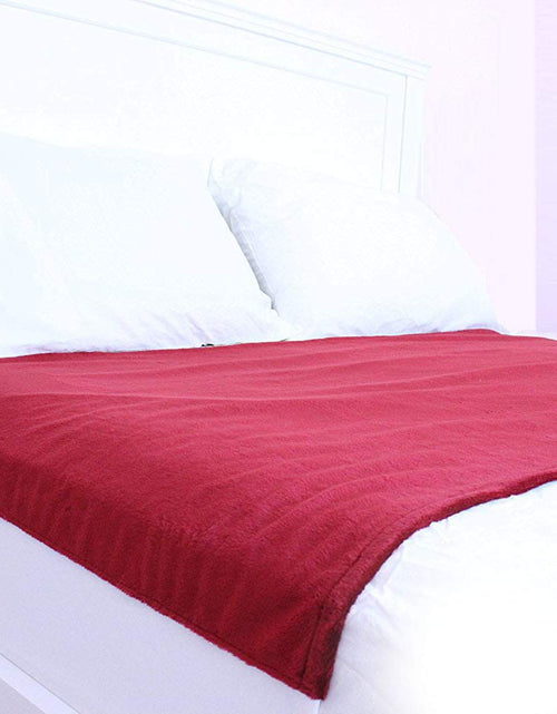 Cargar imagen en el visor de la galería, Cycleliners - Waterproof Leakproof and Reusable Period Bed Sheets Protector (Full/Queen Burgundy)
