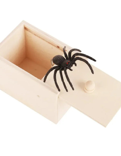 Cargar imagen en el visor de la galería, Trick Spider Funny Scare Box Wooden Hidden Box Quality Prank Wooden Scare Box Fun Game Prank Trick Friend Office Toys
