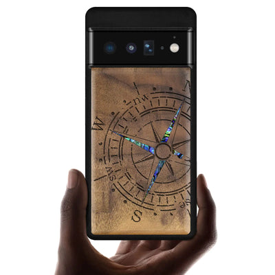 Carveit Funda de Madera de Diseño para Google Pixel 6 Pro [Grabado en Madera y Concha Incrustada] Funda de Teléfono de Madera Única Compatible con Cargadores Inalámbricos Pixel 6 Pro (Brújula-Nogal)