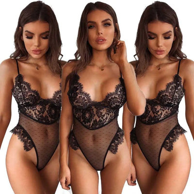 Lingerie, sous-vêtements en maille, nuisettes combishorts