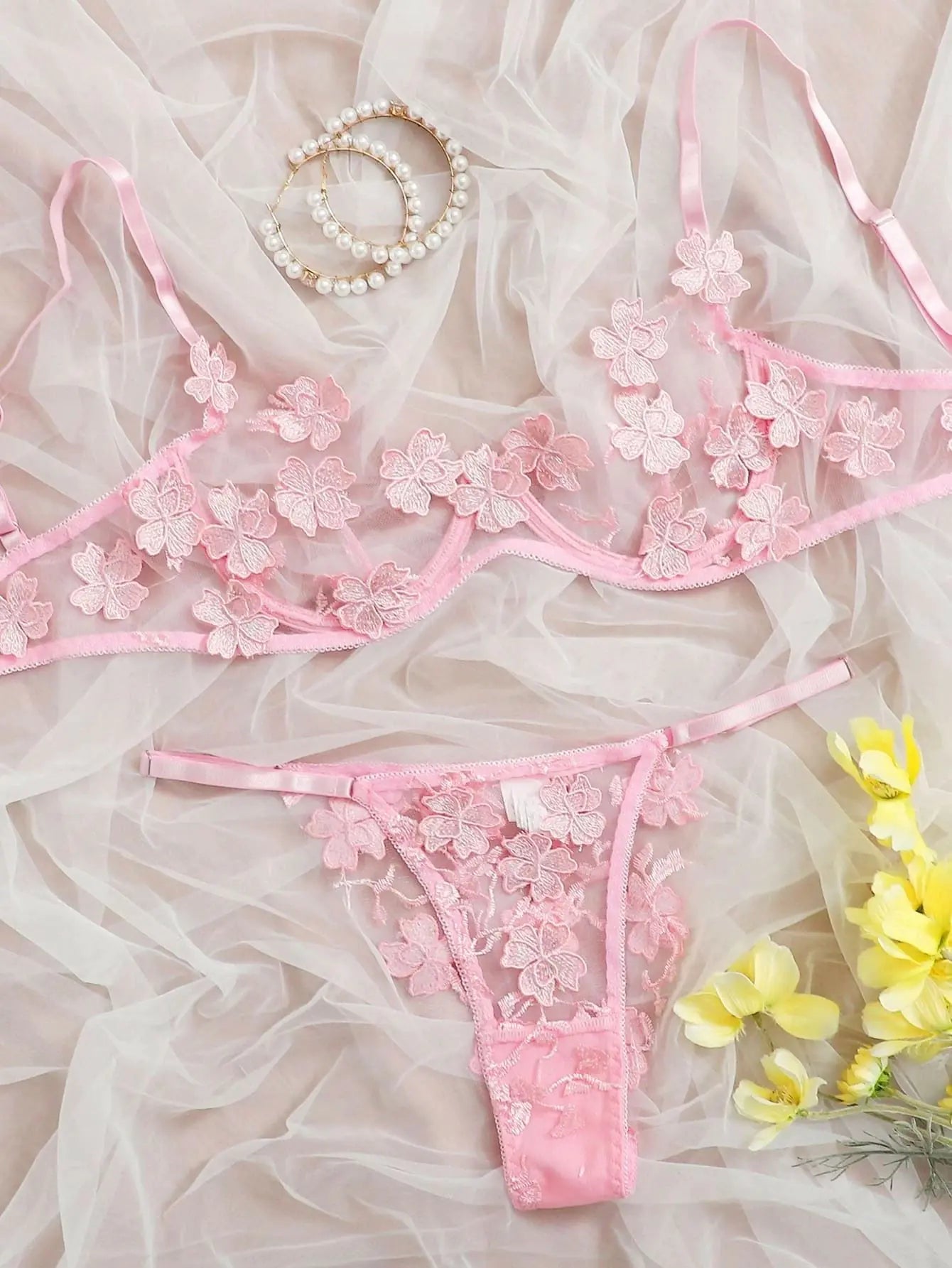 Ensemble de lingerie florale brodée en dentelle pour femme