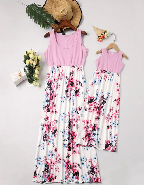 Load image into Gallery viewer, 2019 Fashionable Mother-Daughter Matching Dresses
