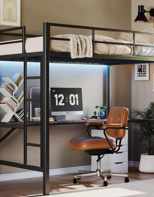 Cargar imagen en el visor de la galería, Cama alta de metal para uso doméstico
