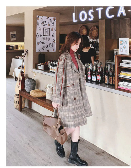 Load image into Gallery viewer, Retro Plaid Windbreaker Jacket
