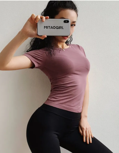 Load image into Gallery viewer, Slim Fit T-Shirts
