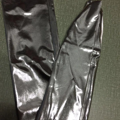 Bas en cuir extensible noir pour le spectacle