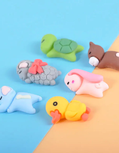 Charger l'image dans la visionneuse de galerie, Nouveaux accessoires de décoration de voiture en résine pour animaux de dessin animé pour coques de téléphone DIY
