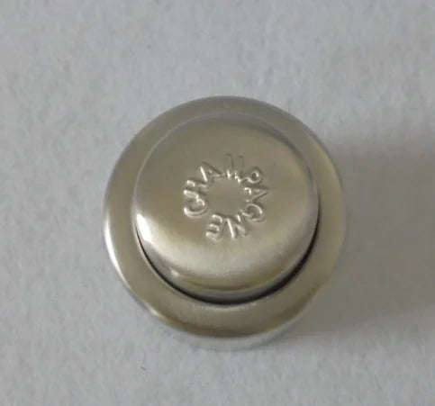 Silver Stainless Steel Wine Bottle Stopper and Pump