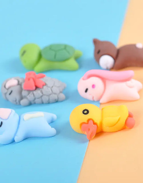 Charger l'image dans la visionneuse de galerie, Nouveaux accessoires de décoration de voiture en résine pour animaux de dessin animé pour coques de téléphone DIY
