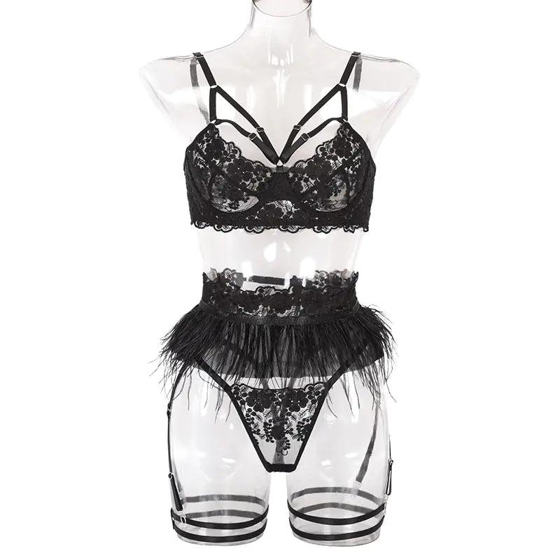 Conjunto de lencería sexy de tres piezas de encaje y plumas