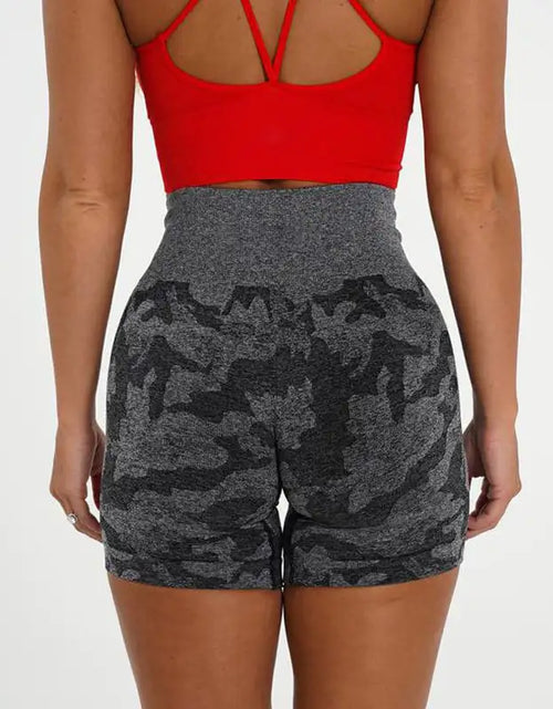 Load image into Gallery viewer, Women&#39;s Camo Jacquard Seamless Gym Shorts
