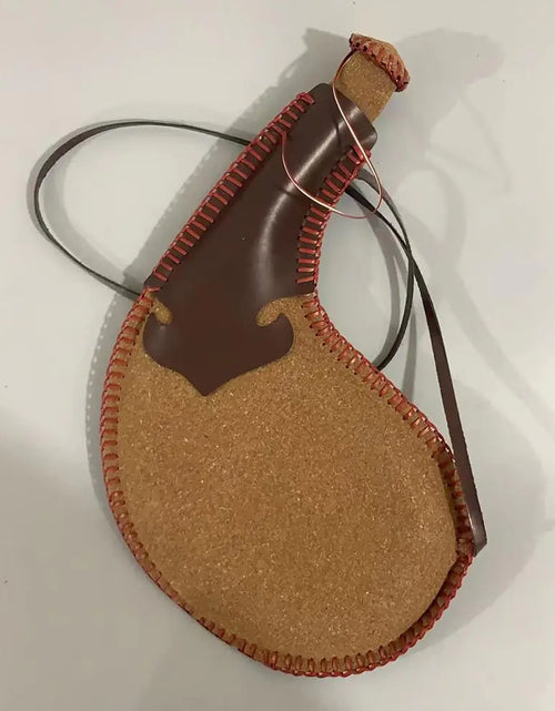 Load image into Gallery viewer, DEAUVIOR Portable Retro Leather Hip Flask Handmade Boat Wine Bag Traditional Crafts Water Whisky Alcohol Bottle Outdoor Drinkware (450ML)
