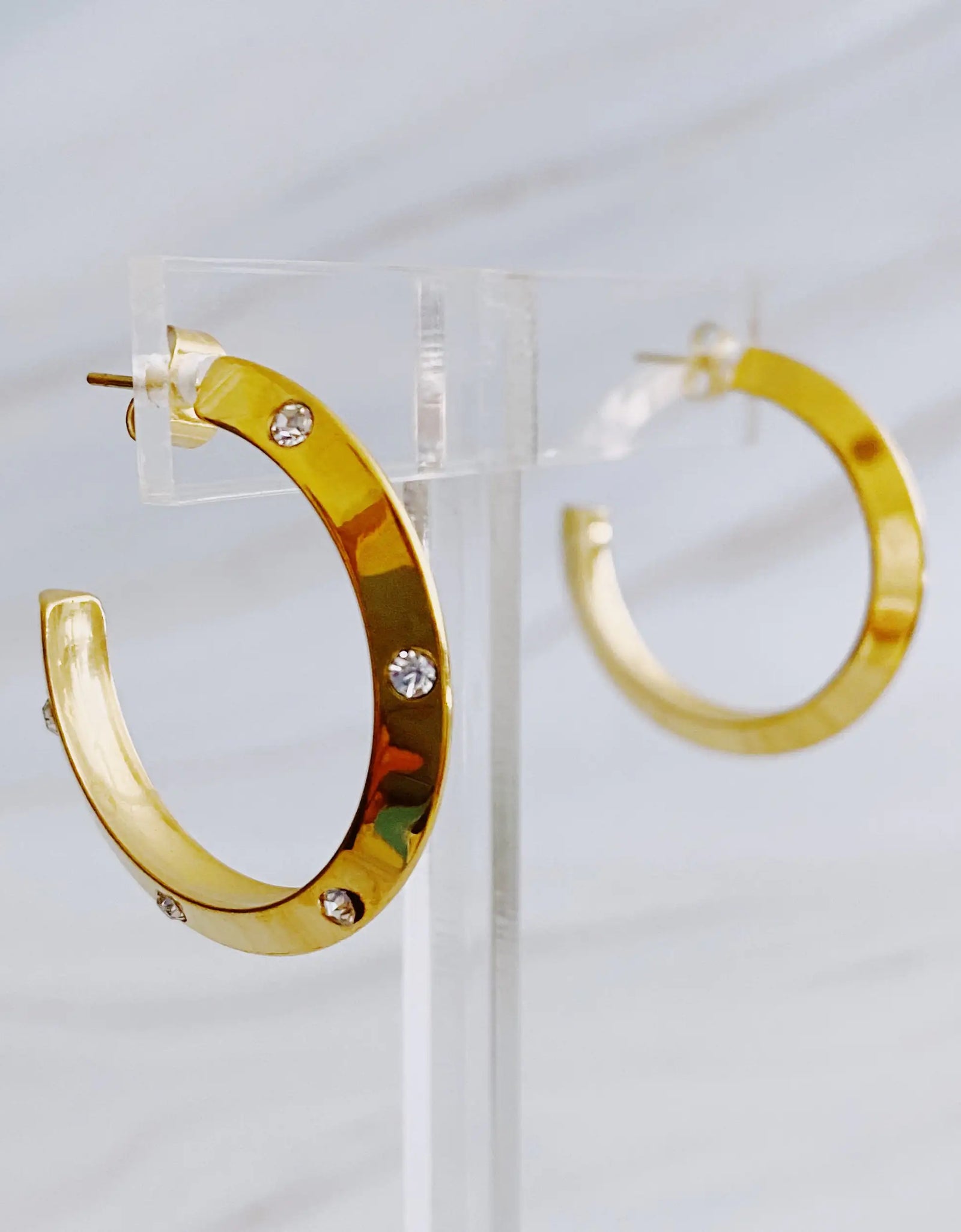 Arracadas Dimensiones con Incrustaciones de Joyas